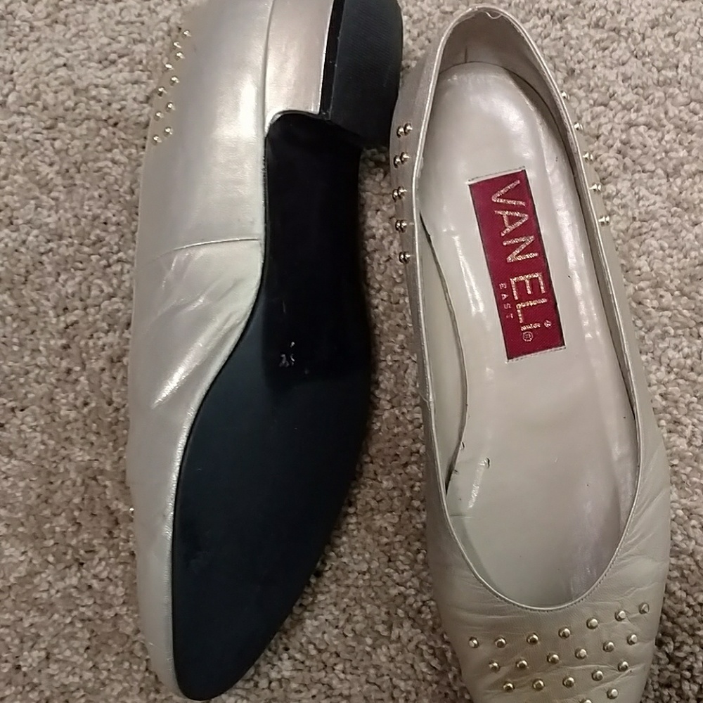 Shoes - Picture 2 of 2